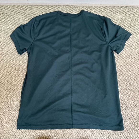 Everlane Workout Tee - Picture 2 of 4